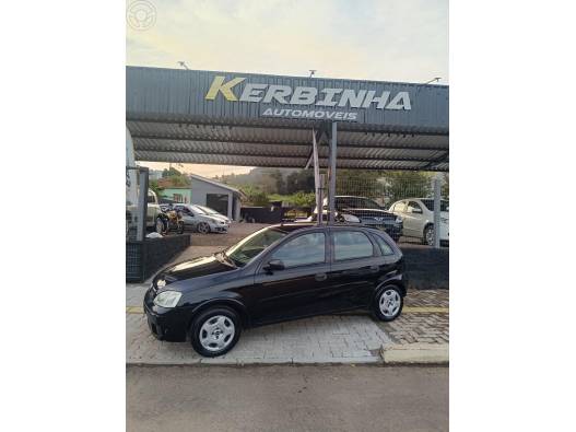 CHEVROLET - CORSA 1.4 MPFI MAXX 8V FLEX 4P MANUAL - 2011/2012 - PRETA - R$ 34.900,00