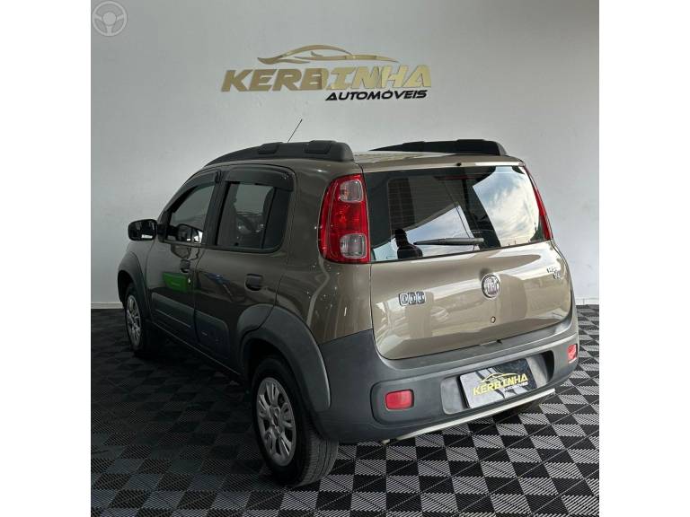 FIAT - UNO 1.4 EVO WAY 8V FLEX 4P MANUAL - 2010/2011 - CINZA - R$ 36.900,00