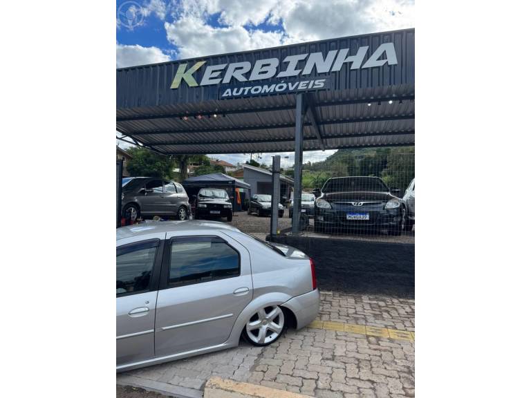 RENAULT - LOGAN 1.6 PRIVILÈGE 16V FLEX 4P MANUAL - 2008/2008 - PRATA - R$ 26.900,00