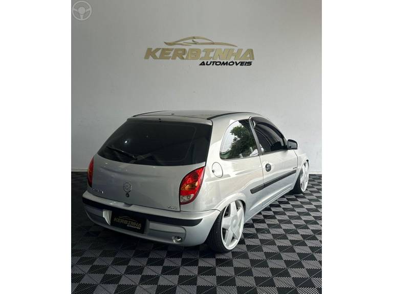 CHEVROLET - CELTA 1.0 MPFI SUPER 8V FLEX 2P MANUAL - 2002/2003 - PRATA - R$ 24.900,00