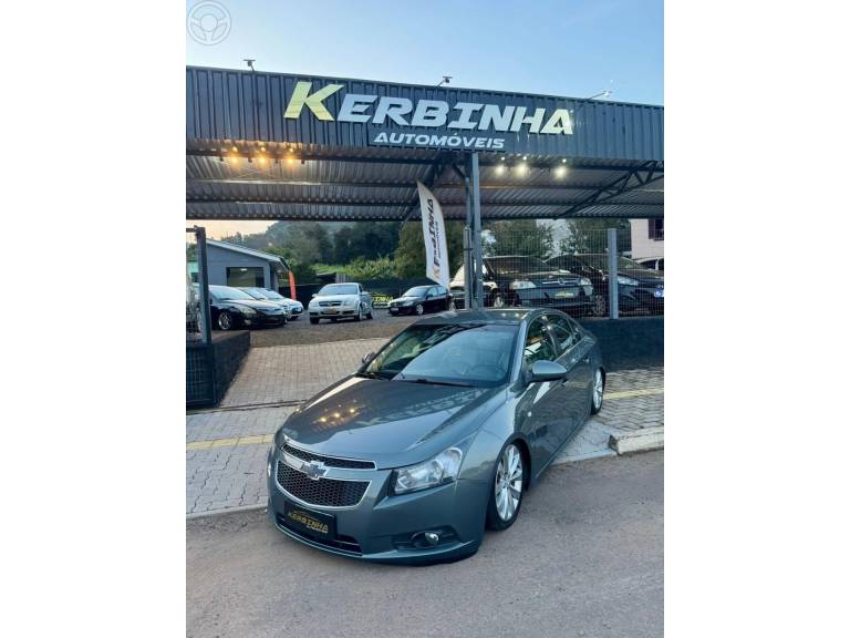 CHEVROLET - CRUZE 1.8 LTZ 16V FLEX 4P AUTOMÁTICO - 2012/2012 - CINZA - R$ 62.900,00