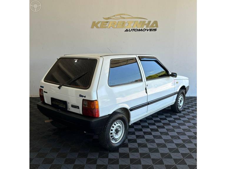 FIAT - UNO 1.5 IE S 8V 2P MANUAL - 1991/1991 - NÃO - R$ 18.900,00