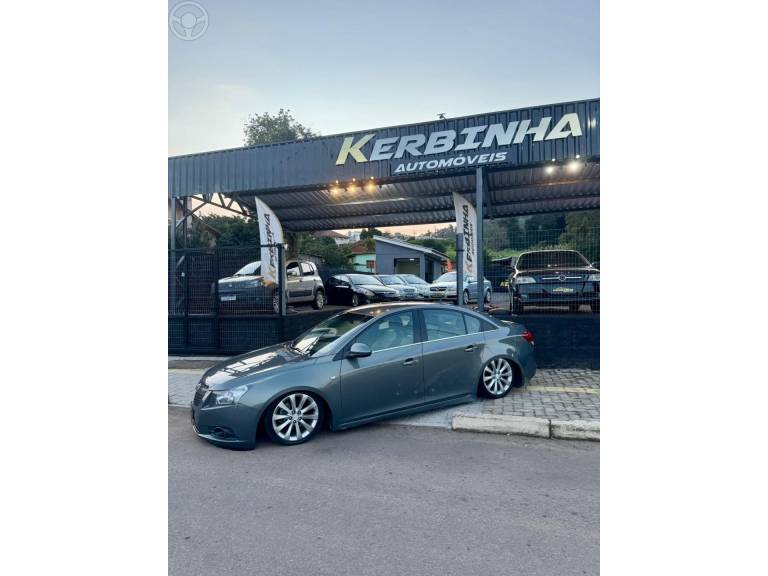 CHEVROLET - CRUZE 1.8 LTZ 16V FLEX 4P AUTOMÁTICO - 2012/2012 - CINZA - R$ 62.900,00