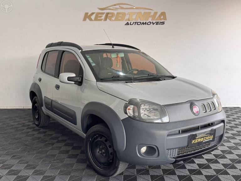 FIAT - UNO 1.3 WAY 8V FLEX 4P MANUAL - 2014/2014 - PRATA - R$ 36.900,00