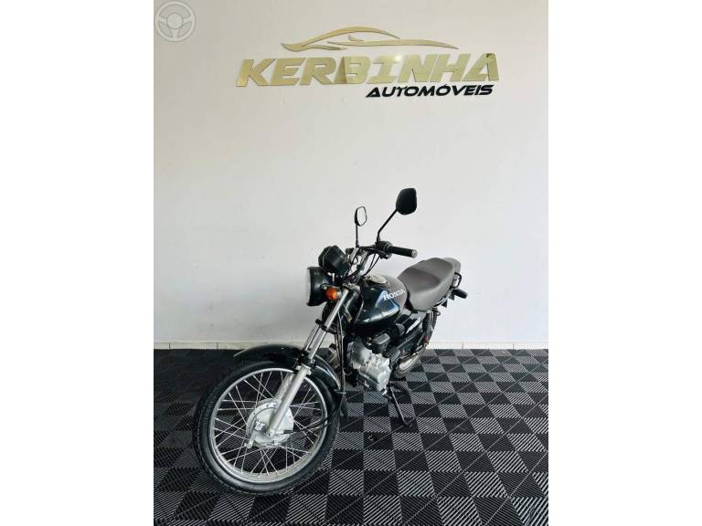 HONDA - CG 125 FAN - 2008/2008 - PRETA - R$ 7.900,00