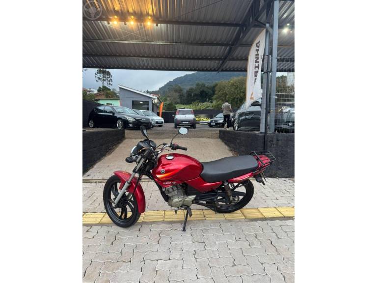 YAMAHA - YBR 125K - 2005/2005 - VERMELHA - R$ 5.900,00