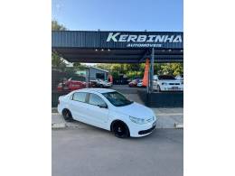 VOLKSWAGEN - VOYAGE 1.0 12V MPI TOTALFLEX TRENDLINE 4P MANUAL - 2010/2011 - BRANCA - R$ 36.900,00