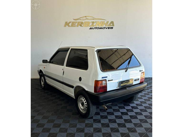 FIAT - UNO 1.5 IE S 8V 2P MANUAL - 1991/1991 - NÃO - R$ 18.900,00