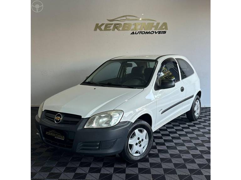 CHEVROLET - CELTA 1.0 MPFI 8V 2P MANUAL - 2009/2010 - BRANCA - R$ 22.900,00