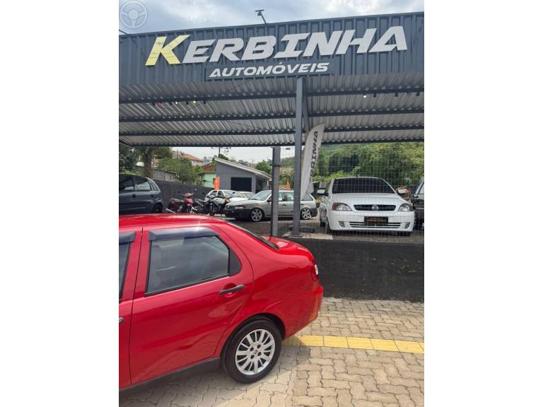 FIAT - SIENA 1.0 MPI 6M 8V 4P MANUAL - 2010/2010 - VERMELHA - R$ 27.900,00