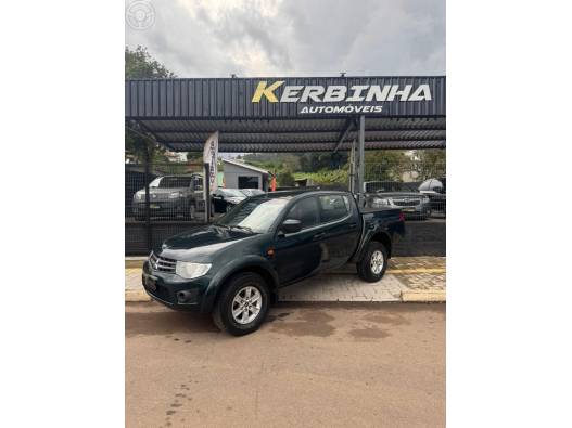 MITSUBISHI - L200 TRITON 3.2 GL 4X4 CD 16V TURBO INTERCOLER DIESEL 4P MANUAL - 2010/2010 - VERDE - R$ 92.900,00